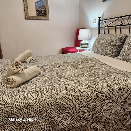 Hotel Sweethousevittorio à Rome Extérieur photo